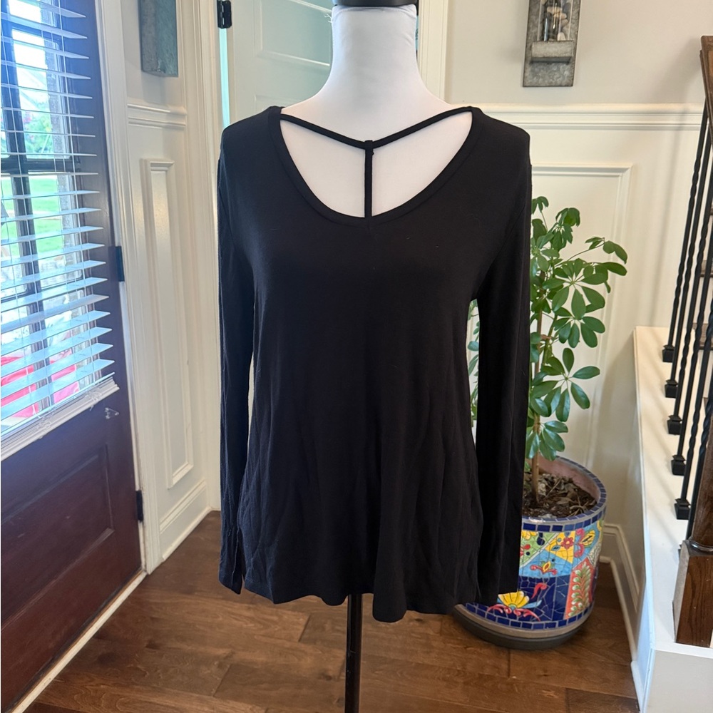 NWT Boutiquen Black Long Sleeve Women's Top
